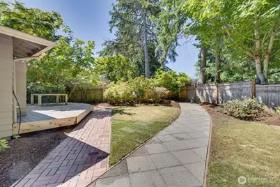 8510 SE 72nd Street, Mercer Island, WA 98040 - Photo 38