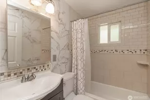 10020 SE 7th St, Bellevue, WA 98004 - Photo 10