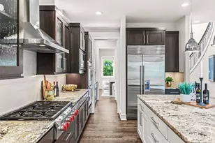 8431 SE 39th St, Mercer Island, WA 98040 - Photo 6