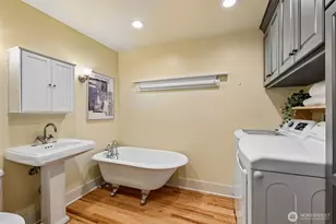 1620 N 183rd St, Shoreline, WA 98133 - Photo 20