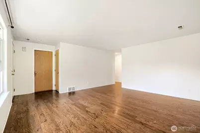 6018 4th Drive W, Everett, WA 98203 - Photo 4