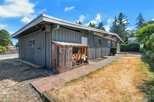317 S 208th St, Des Moines, WA 98198 - Photo 22