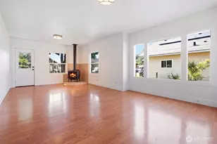 1317 Logan St, Centralia, WA 98531 - Photo 6