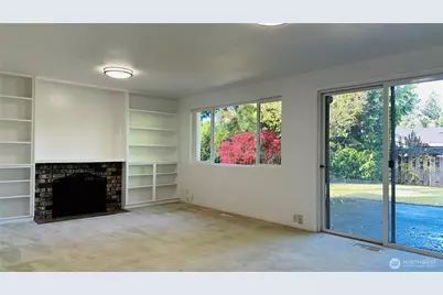 12920 SE 68th Street, Bellevue, WA 98006 - Photo 10
