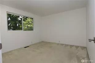 12920 SE 68th St, Bellevue, WA 98006 - Photo 14