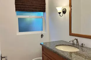 12920 SE 68th St, Bellevue, WA 98006 - Photo 22