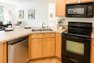 23932 NE 115th Ln, Redmond, WA 98053 - Photo 10