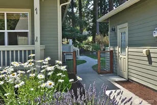 1062 Village Loop, Langley, WA 98260 - Photo 4