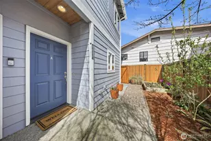 8847 9th Ave SW, Seattle, WA 98106 - Photo 2