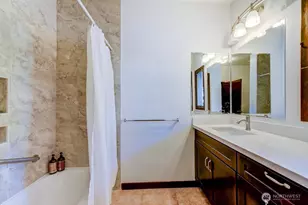 10830 Glen Acres Dr S, Seattle, WA 98168 - Photo 16