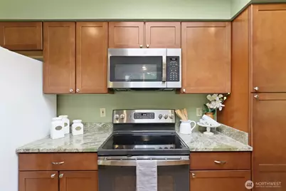 11559 SE 323rd Place, Auburn, WA 98092 - Photo 10