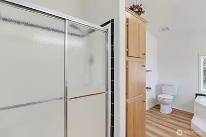 13111 213th Avenue Ct E, Bonney Lake, WA 98391 - Photo 14