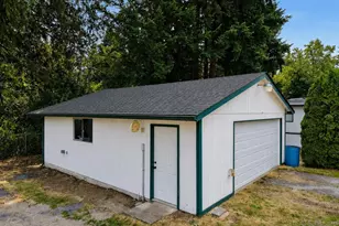 13111 213th Ave Ct E, Bonney Lake, WA 98391 - Photo 20