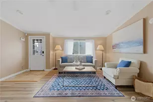 10015 189th St E, Puyallup, WA 98375 - Photo 12