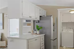 10015 189th St E, Puyallup, WA 98375 - Photo 16