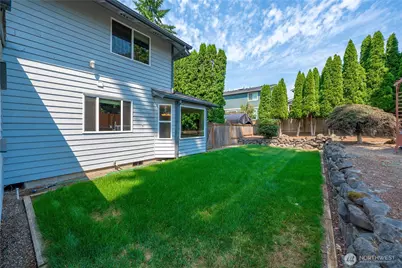 820 Monroe Avenue NE, Renton, WA 98056 - Photo 34