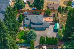 820 Monroe Ave NE, Renton, WA 98056 - Photo 2