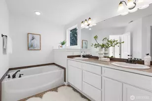 631 Ilwaco Ave NE, Renton, WA 98059 - Photo 28
