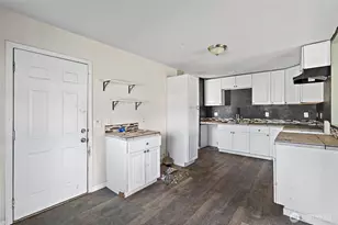 3176 Florida St, Longview, WA 98632 - Photo 6