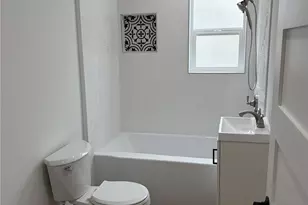 4123 W D St, Bremerton, WA 98312 - Photo 6