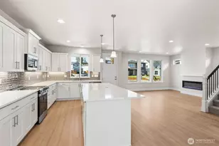 14535 204th Ave E, Bonney Lake, WA 98391 - Photo 2