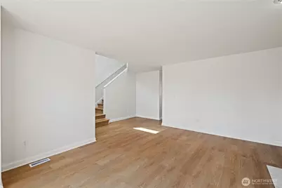 5202 E E Street, Tacoma, WA 98404 - Photo 8