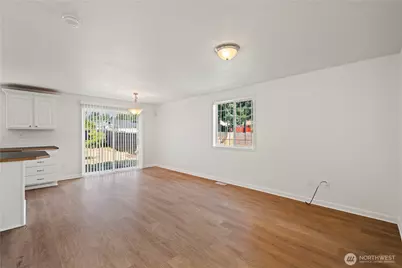 5202 E E Street, Tacoma, WA 98404 - Photo 10