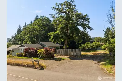 1648 Wolves Road, Port Orchard, WA 98366 - Photo 28