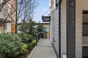 4033 129th Pl SE, Bellevue, WA 98006 - Photo 2