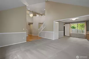 8021 NE 122nd Pl, Kirkland, WA 98034 - Photo 4
