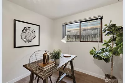 2327 NE 92nd Street, Seattle, WA 98115 - Photo 10