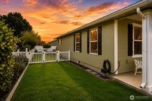 808 Willow Ave NE, Quincy, WA 98848 - Photo 4