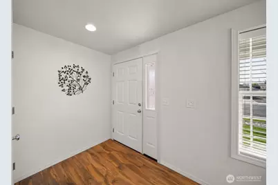 808 Willow Avenue NE, Quincy, WA 98848 - Photo 8