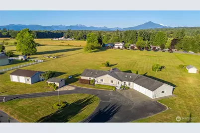 6401 145th Drive NE, Lake Stevens, WA 98258 - Photo 1