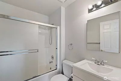 6406 E Royal View Lane, Port Orchard, WA 98366 - Photo 20