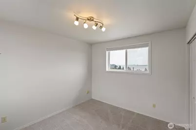 6406 E Royal View Lane, Port Orchard, WA 98366 - Photo 18