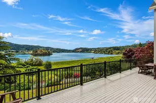 5663 S Campbell Lake Rd, Anacortes, WA 98221 - Photo 4