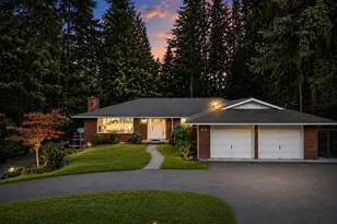 114 231st St SE, Bothell, WA 98021 - Photo 2