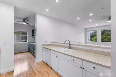 17426 Bothell Way NE #A404, Bothell, WA 98011 - Photo 18