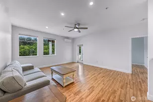 17426 Bothell Way NE, Bothell, WA 98011 - Photo 16