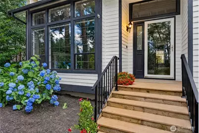 706 S Davies Road, Lake Stevens, WA 98258 - Photo 2
