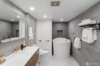 4137 41st Avenue S, Seattle, WA 98118 - Photo 26