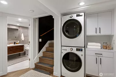 4137 41st Avenue S, Seattle, WA 98118 - Photo 20