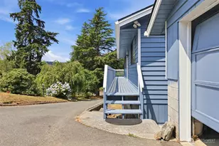 352 Lochwood Dr, Camano Island, WA 98282 - Photo 12