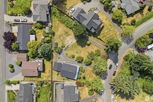 352 Lochwood Dr, Camano Island, WA 98282 - Photo 36