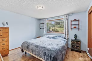 352 Lochwood Dr, Camano Island, WA 98282 - Photo 22