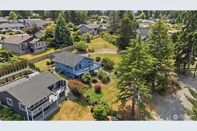 352 Lochwood Drive, Camano Island, WA 98282 - Photo 34