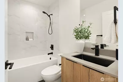 7332 25th Avenue NW, Seattle, WA 98117 - Photo 12