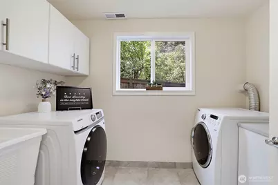 16106 Densmore Avenue N, Shoreline, WA 98133 - Photo 26