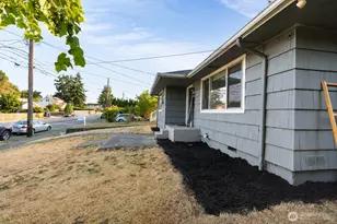 6835 Yakima Ave, Tacoma, WA 98408 - Photo 2